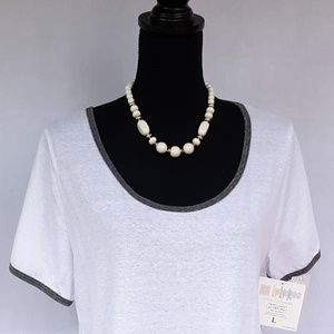 Lularoe Classic T (LARGE)